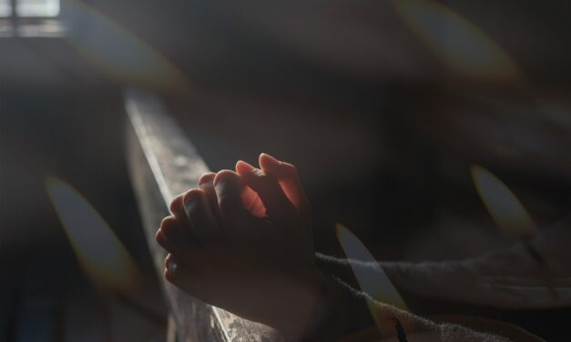 Do religioso à oração cristã