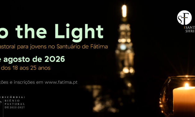«Into the Light», proposta para jovens